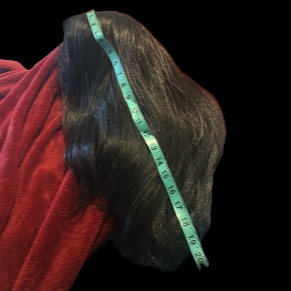 Outre Selena  Natural look HD Lace straight hair wig 150% density - Picture 15 of 16